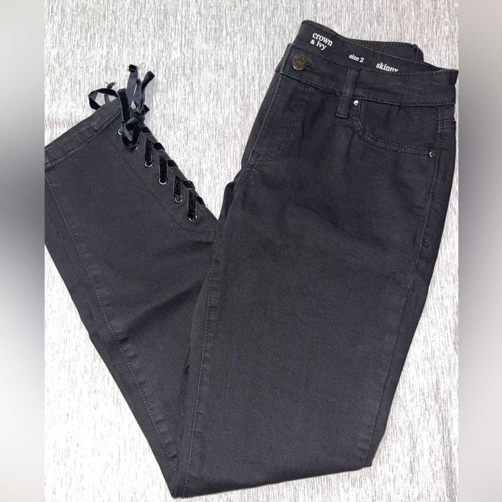 16. Crown & Ivy Black Skinny Jeans